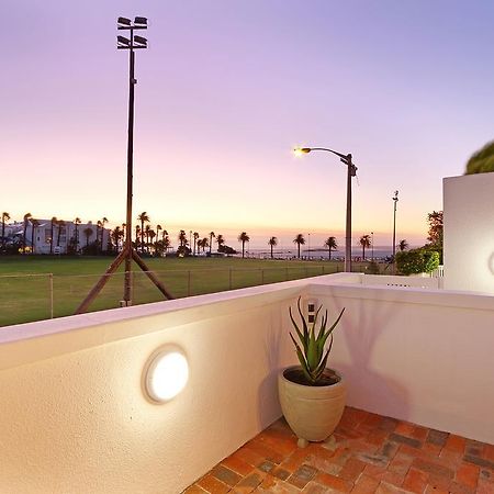 Camps Bay Beach Apartment เคปทาวน์ ภายนอก รูปภาพ
